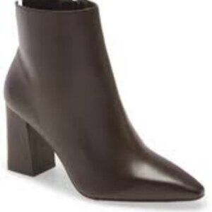 VINCE CAMUTO Cammen Pointed Toe Bootie sz …